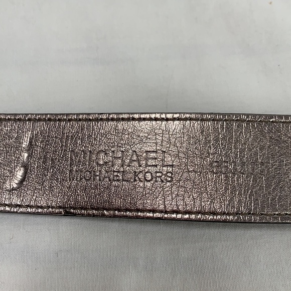 Michael Kors Reversible Belt - Black/Metallic Rose Gold Faux Leather, Sz Medium - Picture 2 of 10